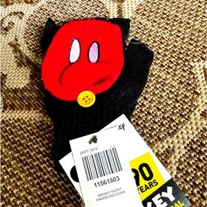 Mickey Mouse fingerless gloves